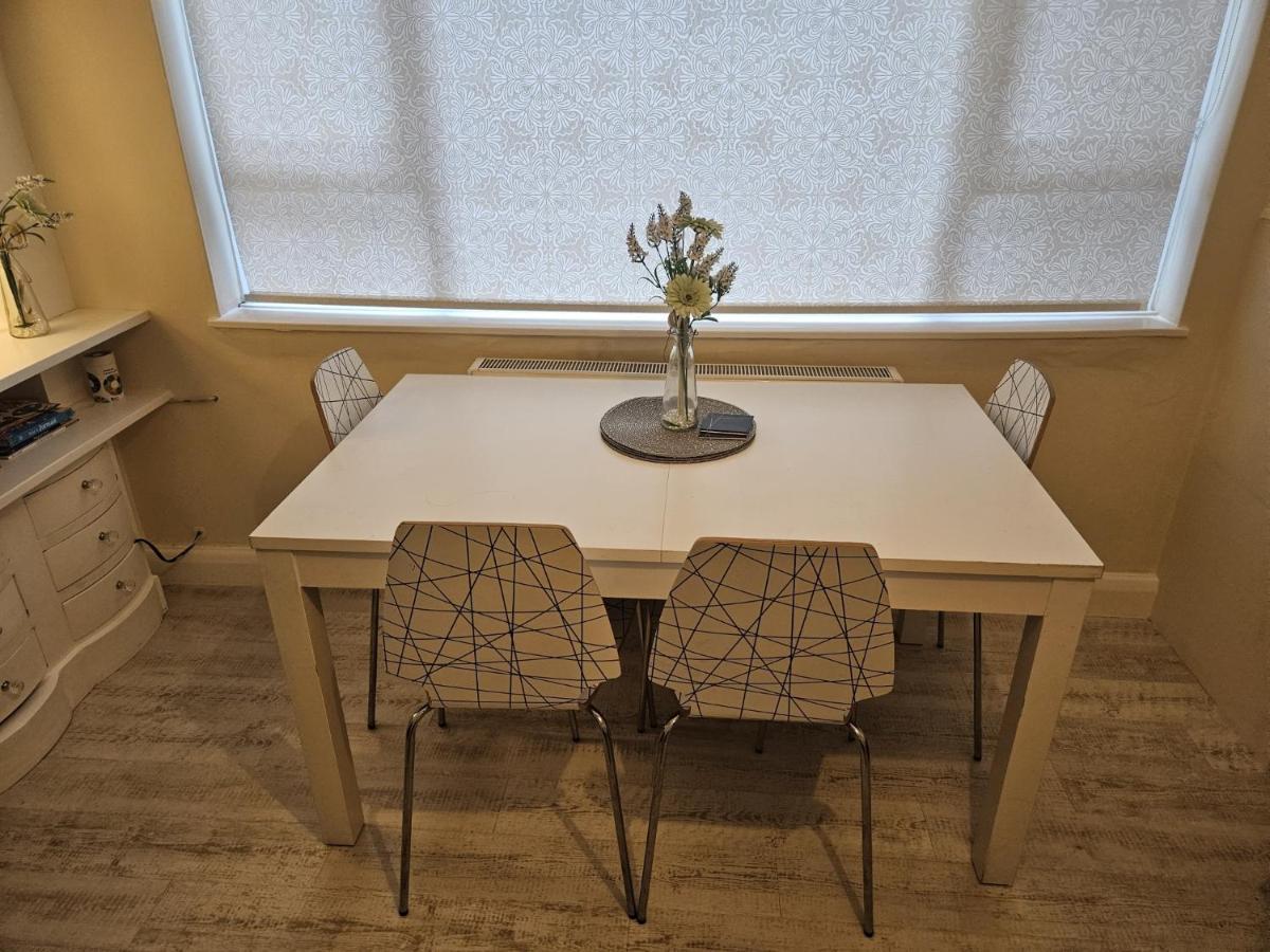 Leigh-On-Sea Retreat - 2 Bedroom Apartment Eksteriør billede