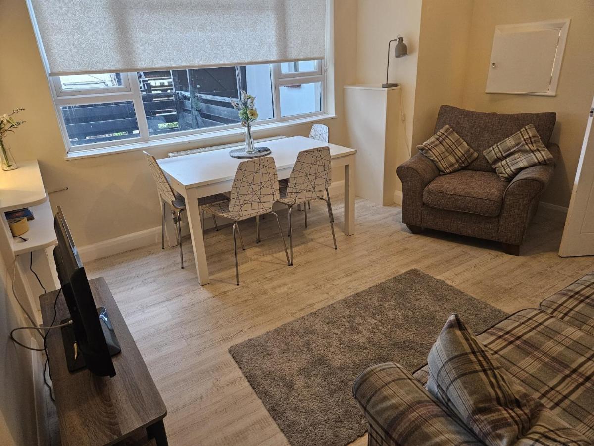 Leigh-On-Sea Retreat - 2 Bedroom Apartment Eksteriør billede