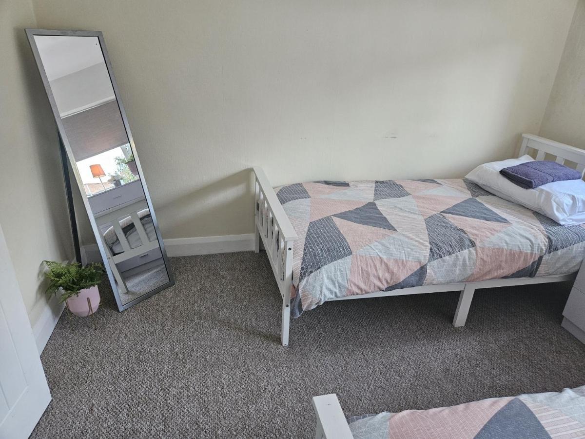 Leigh-On-Sea Retreat - 2 Bedroom Apartment Eksteriør billede